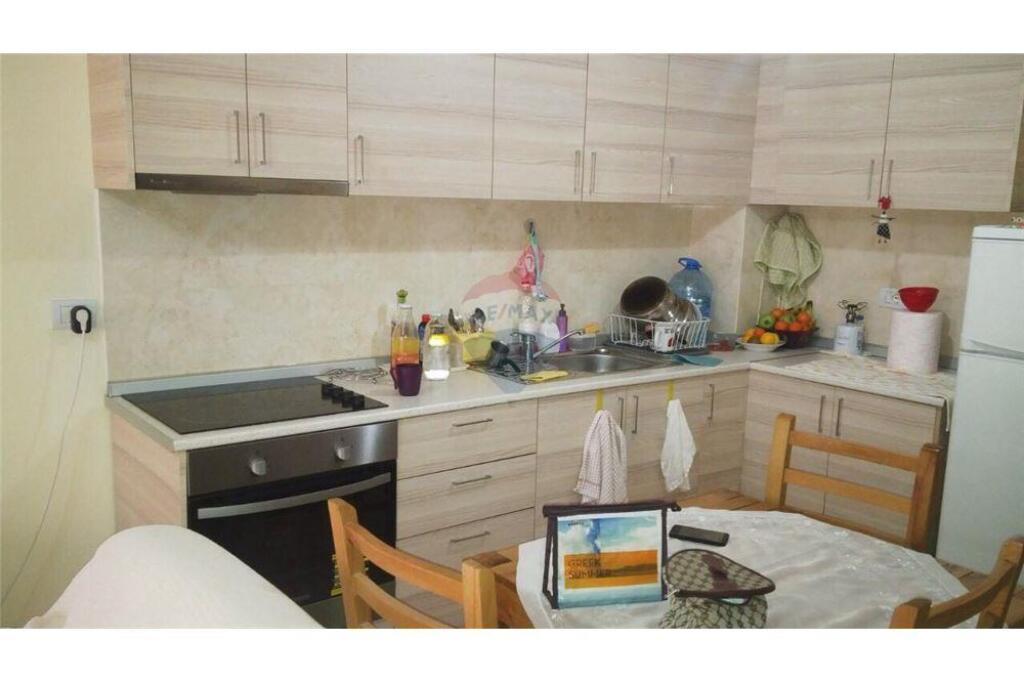 Apartment 1+1 for rent on Peti street!