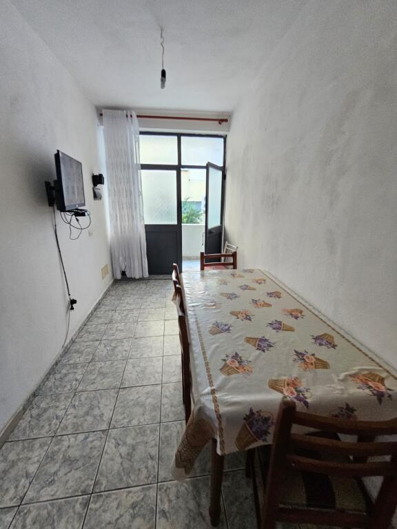 🏨 SHITET VILË–HOTEL NË PLAZH, DURRËS (PRANË URËS SË DAJLANIT)
