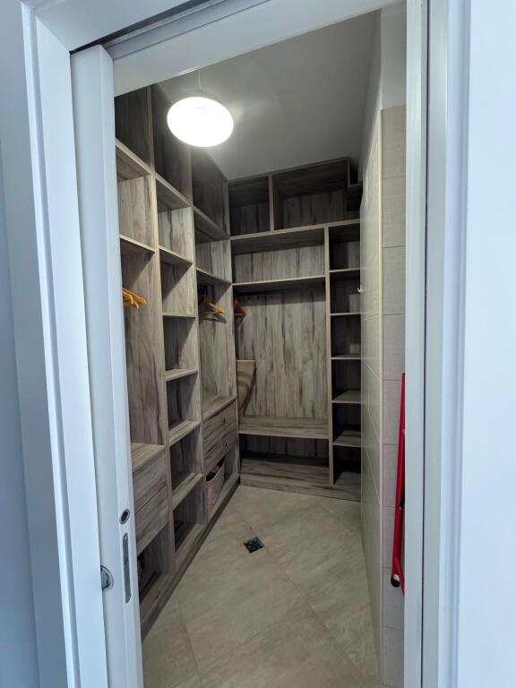 Apartment for rent at Dry Lake