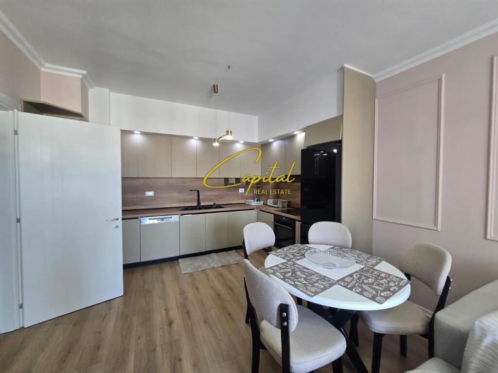 APARTAMENT ME QERA 2+1 ASTIR 60.000 LEKE