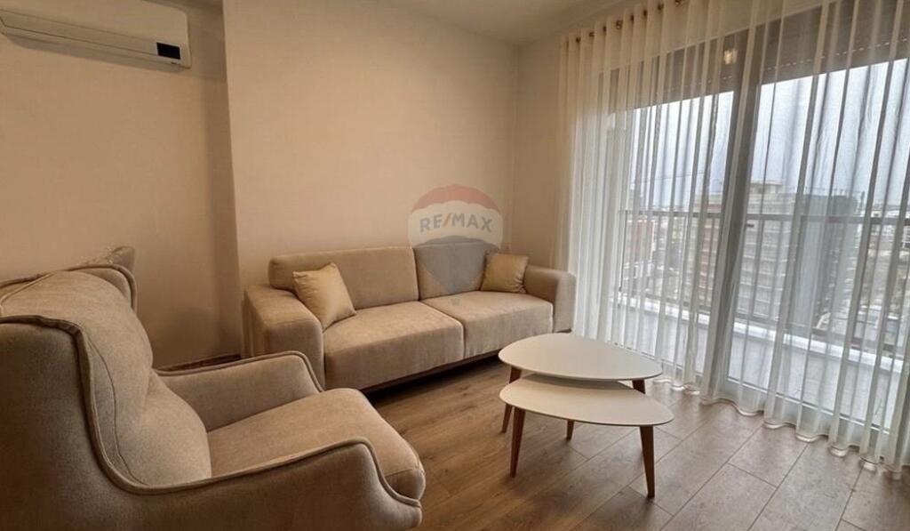 Qira- Apartament 1+1, Bulevardi i Ri