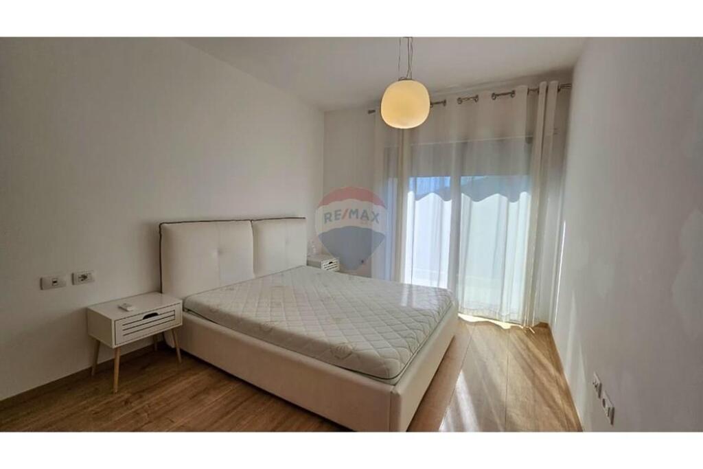 Jepet vile me qira prane Teg-ut.