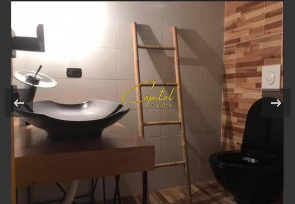 OFFICE FOR RENT 112 M2 DURRES ROAD 100,000 LEKE