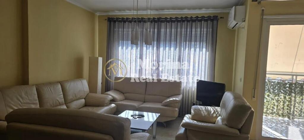 Qera, Apartament 3+1 , 21 Dhjetori , 700 euro/muaj