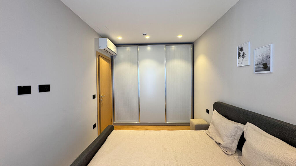 SHITET APARTAMENT NE HOTEL, GOLEM, ALBANIA