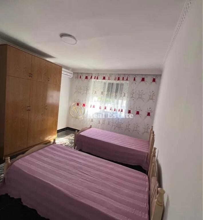 Qera, Apartament 2+1, Porcelan, Rruga Xhanfize Keko, 450 euro/muaj