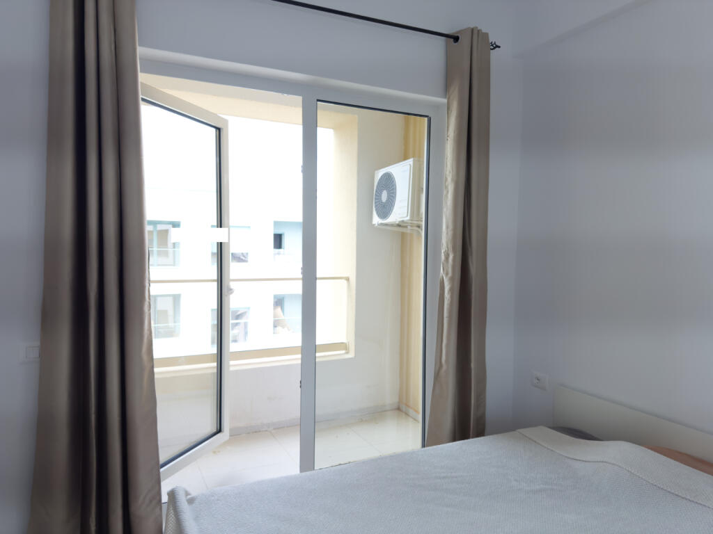 Apartament 1+1 me qera te Kompleksi Mangalem (JO AGJENSI)