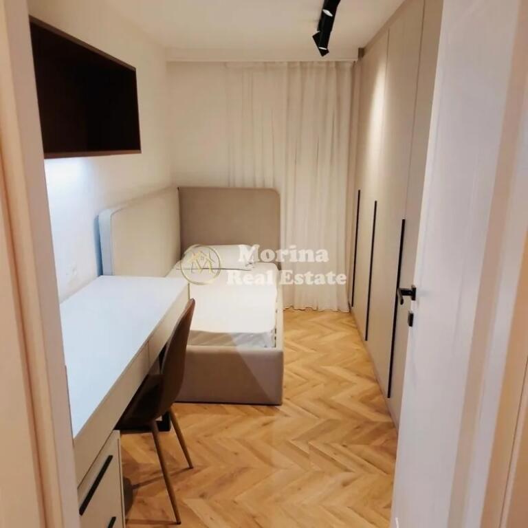 Qera, Apartament 2+1, Tregu Elektrik 700 euro/muaj