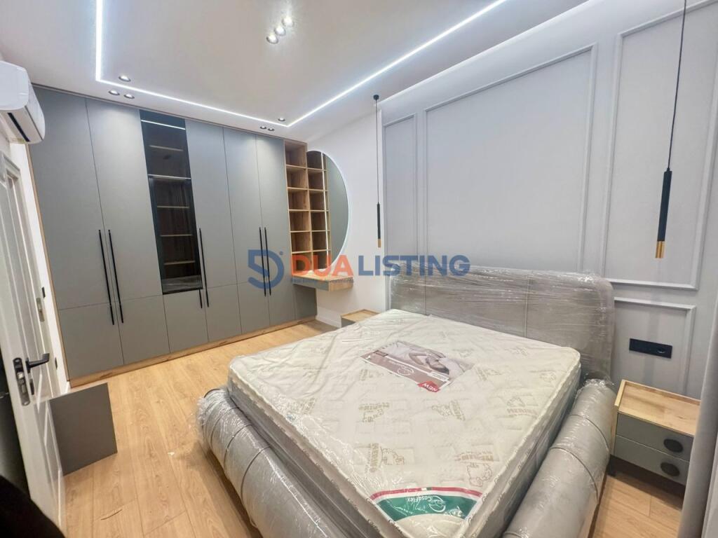 Jepet Apartament me qira 1+1 te pa banuar me pare te Kodra e Diellit