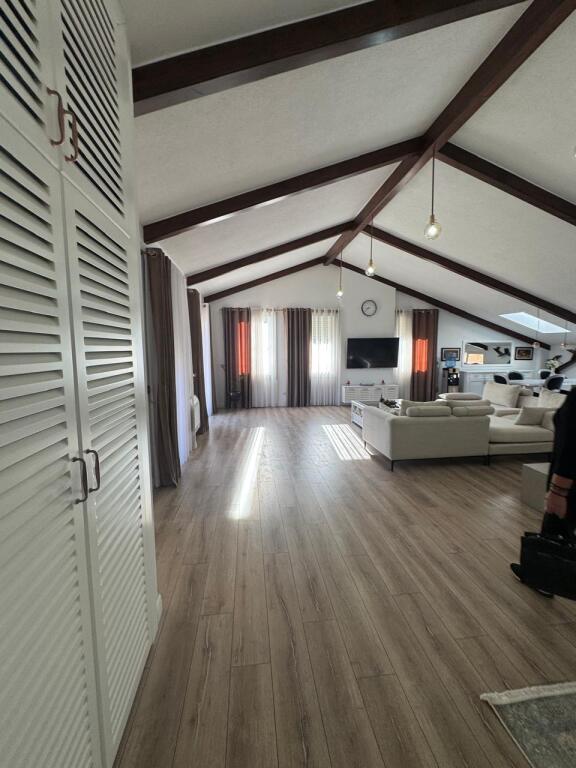 🌿 Penthouse for Rent – Secret Garden Residence, TEG