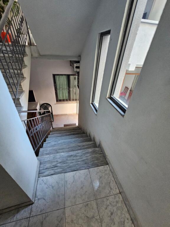 🏨 SHITET VILË–HOTEL NË PLAZH, DURRËS (PRANË URËS SË DAJLANIT)