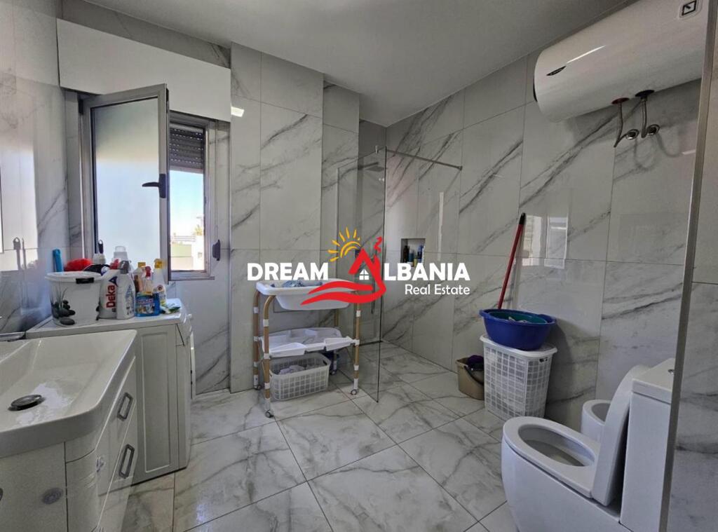 2+1 apartment for sale at Liqeni i Thate, on Peti Street (ID 41212090)