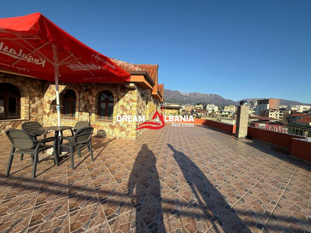 Godine Biznesi 4 kateshe me qera per hotel prane Spitalit Amerikan 2 (ID 4251380)