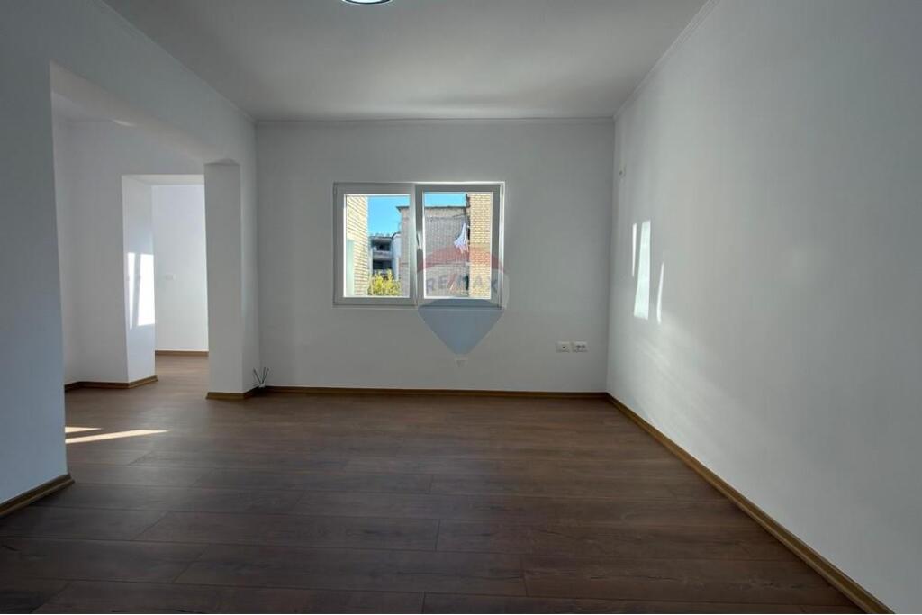 Appartamento 2+1 in vendita nella zona di Xhamlliku!