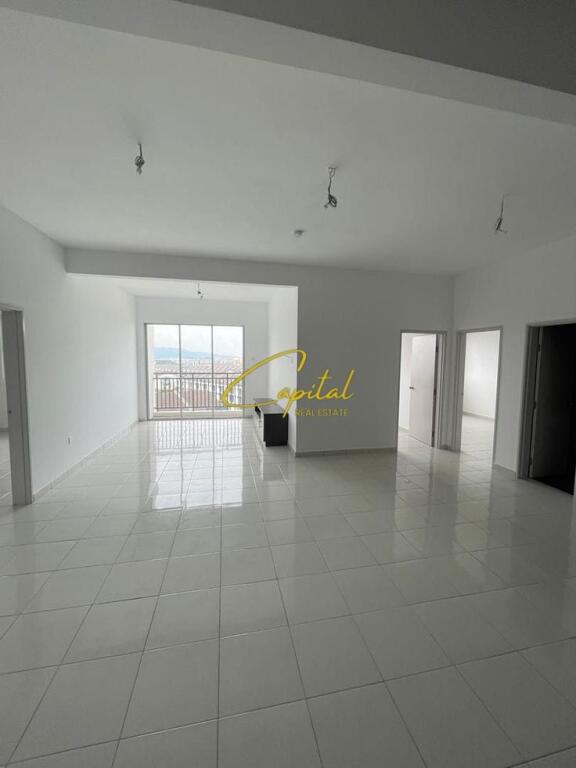 LOCALE COMMERCIALE IN AFFITTO 160 M2 ASTIR 2000 EURO