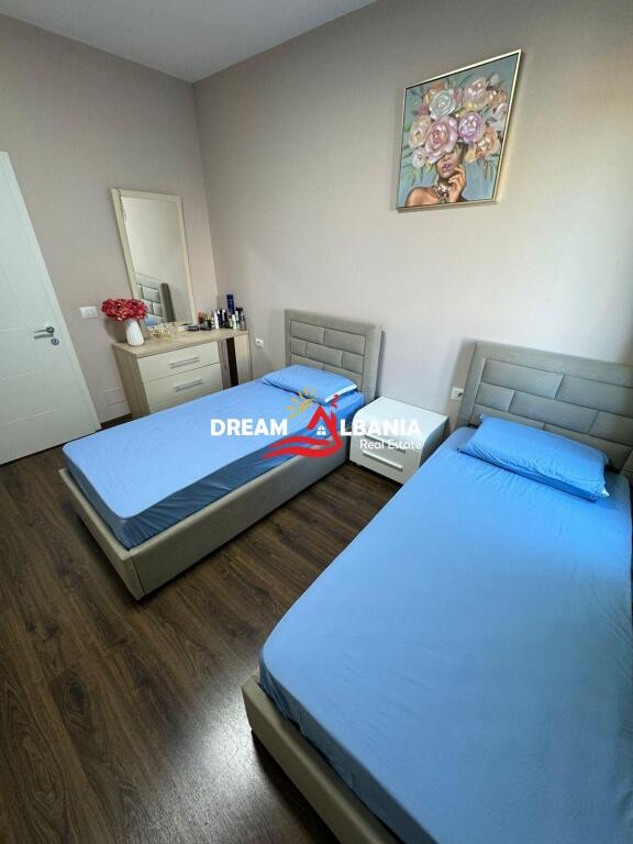 Apartament  2+1 me Qera ne Kinostudio pas policise rrugore , Tirane ID (42215060)