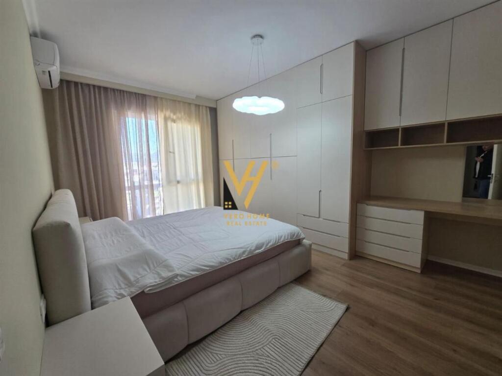 JEPET APARTAMENT 2+1+2+BLK ME QERA NE ASTIR 600 EURO