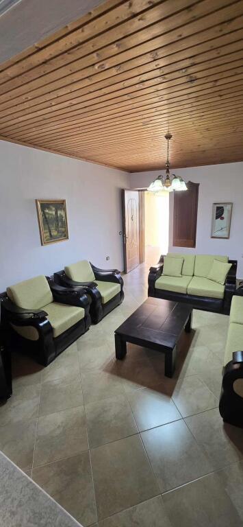 Casa in vendita Berat Quartiere Muazakaj