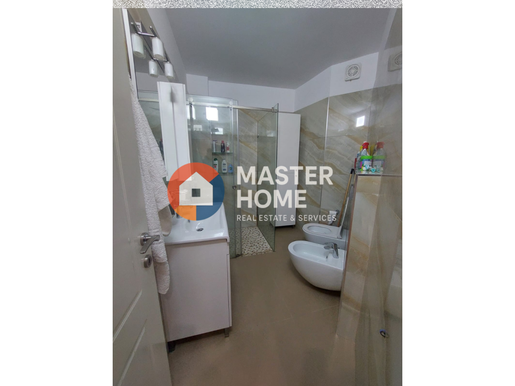 Apartment 2+1+2 for sale – Lungomare, Vlorë 🌊✨