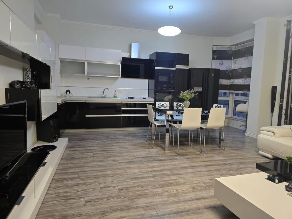 APARTMENT 2+1 FOR RENT, DRY LAKE!