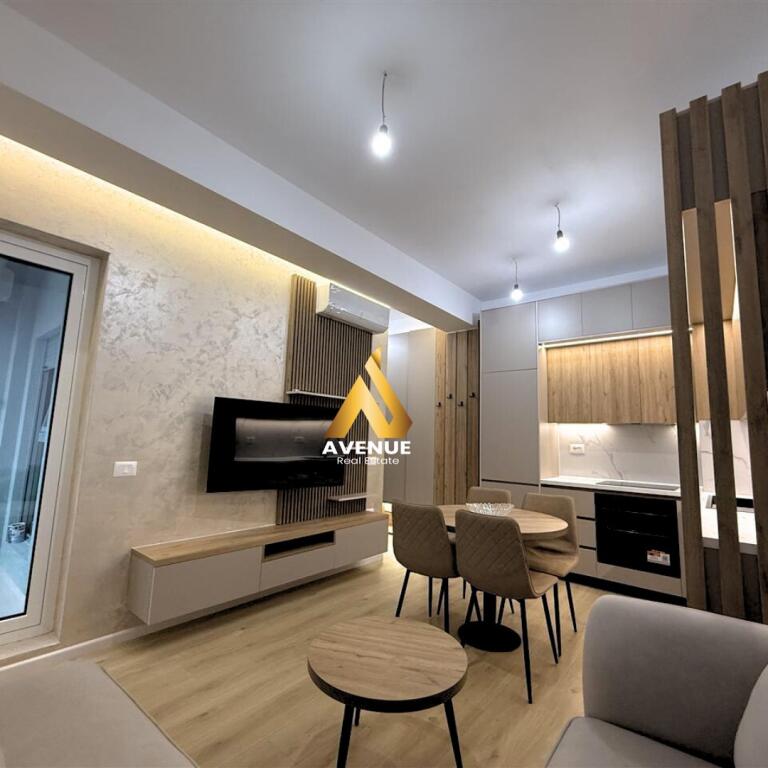 AFFITTASI – APPARTAMENTO 1+1, ALI DEMI, TIRANA