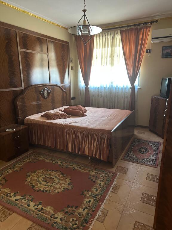 Apartment 3 + 1 + 2 bathrooms, in Bllok near Xheko Imperial. 