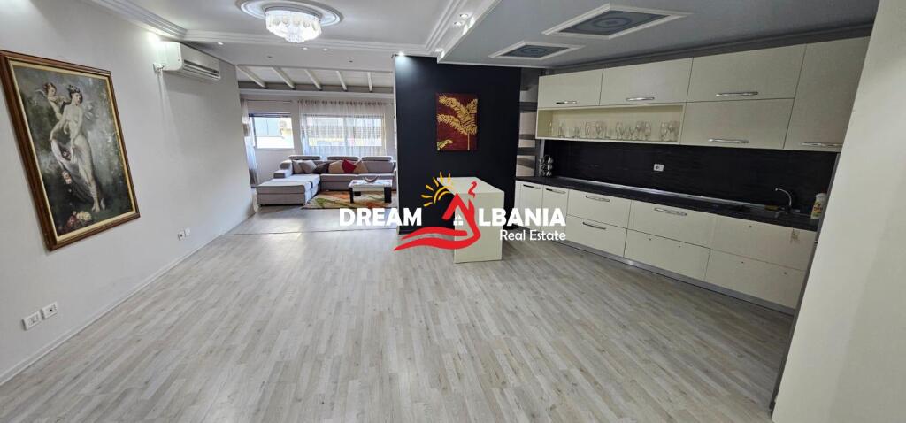 Super 2+1 apartment plus closed veranda for sale at Pallati me Shigjeta (ID 41212092)