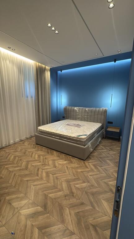 JEPET ME QERA APARTAMENT 2+1 90.000 LEKE KODRA E DIELLIT