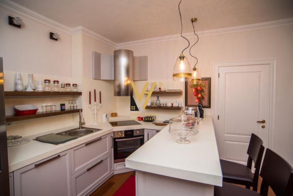 APARTMENT 3+1+3 FOR RENT IN BLLOK 1,500 EURO