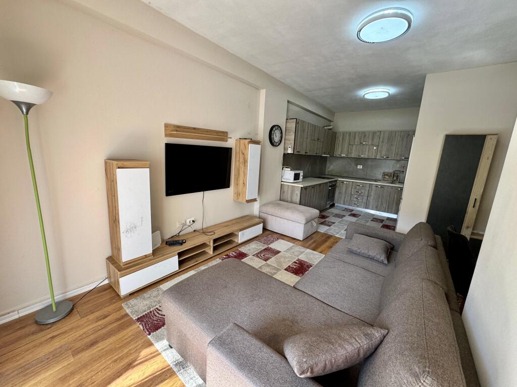📣 QERA Apartament 2+1 Me 2 Tualete 📍 Tek Kopeshti Zoologjik ✨