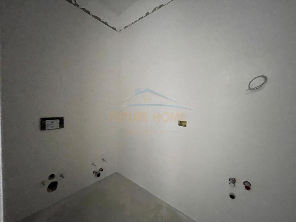 Shitet, Apartament 2+1+2, Univers City, Tirane