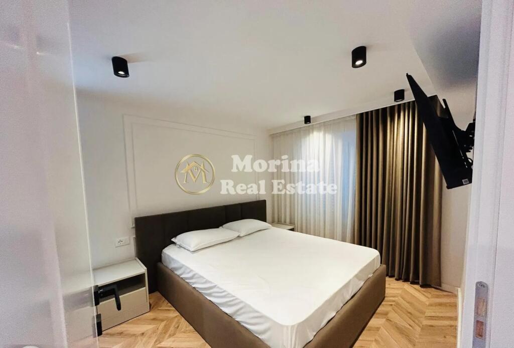 Qera, Apartament 2+1, Tregu Elektrik 700 euro/muaj