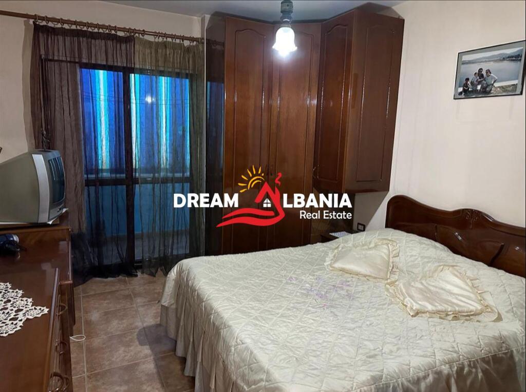 Apartment 3+1+2 for sale in Bllok behind Kinema Agimit in Tirana (ID 4131393)