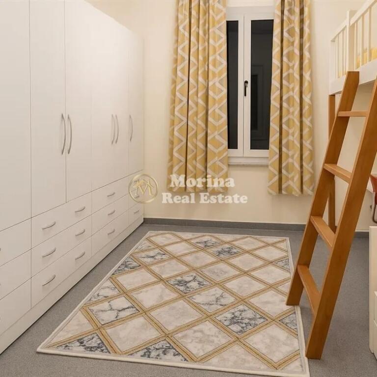Qera, Apartament 2+1, Shallvaret, 600 euro/muaj