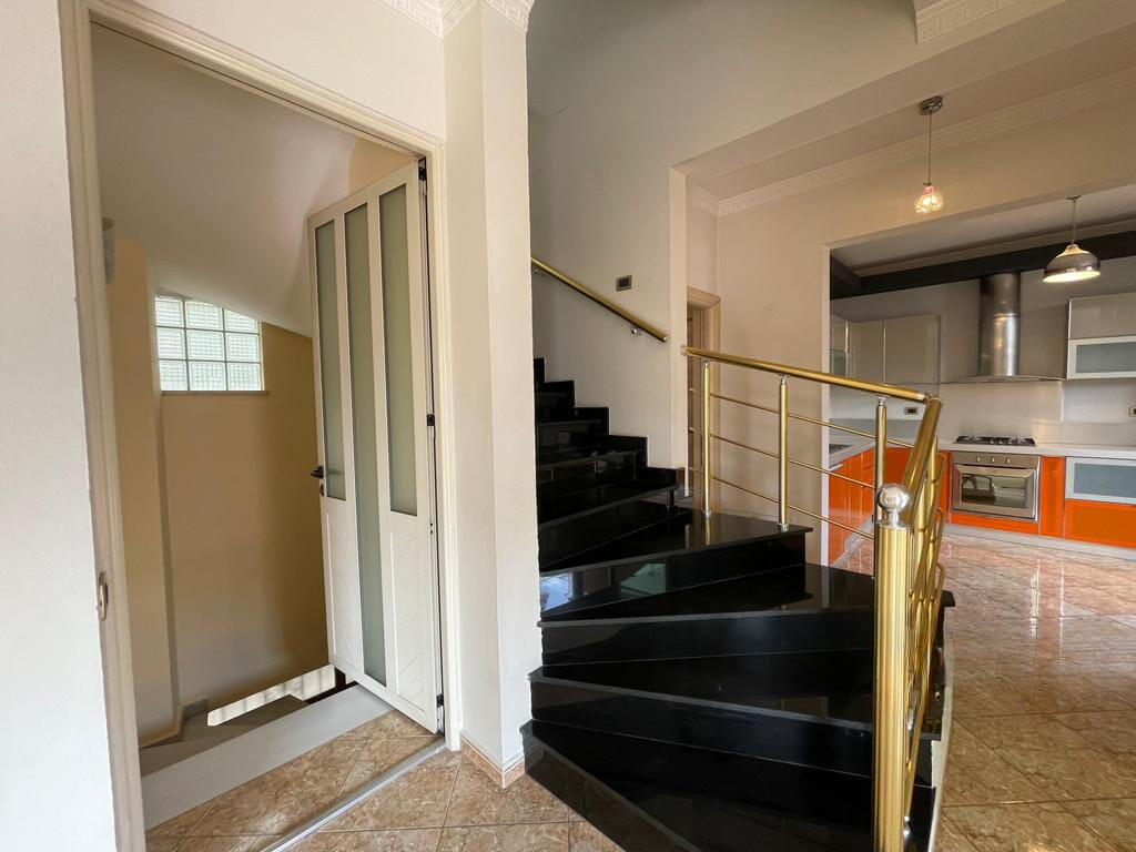 Vile Me Qera 3 Kateshe tek Kodra e Priftit (ID BV22511) Tirane