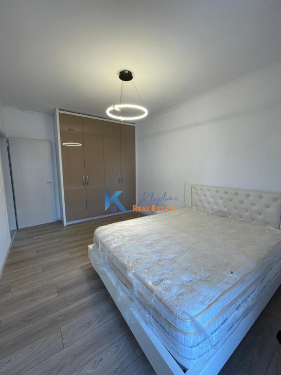Apartment 2+1+2 balconies for rent at Kodra e Diellit, near the Kodra e Diellit 1 residence