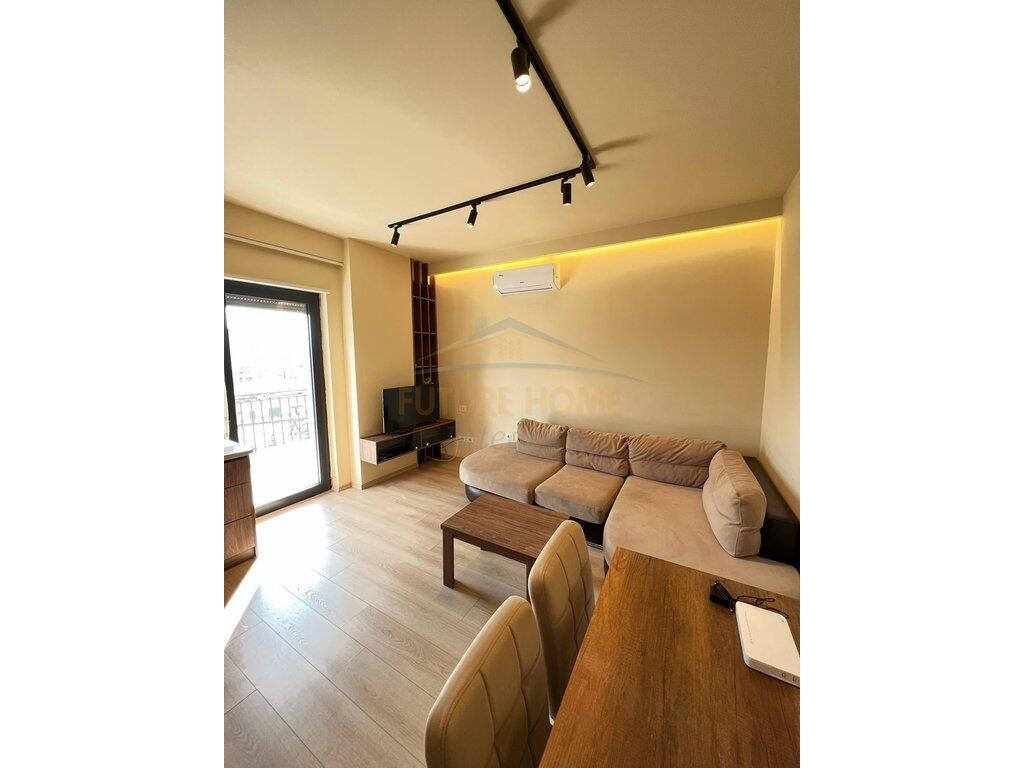 Qera, Apartament 1+1+Post Parkim, Rezidenca Mozart, Tiranë.
