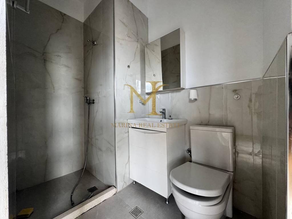Shitet Apartament 3+1+2, Durres, zona Rrota e Kuqe – Pamje nga Deti!!