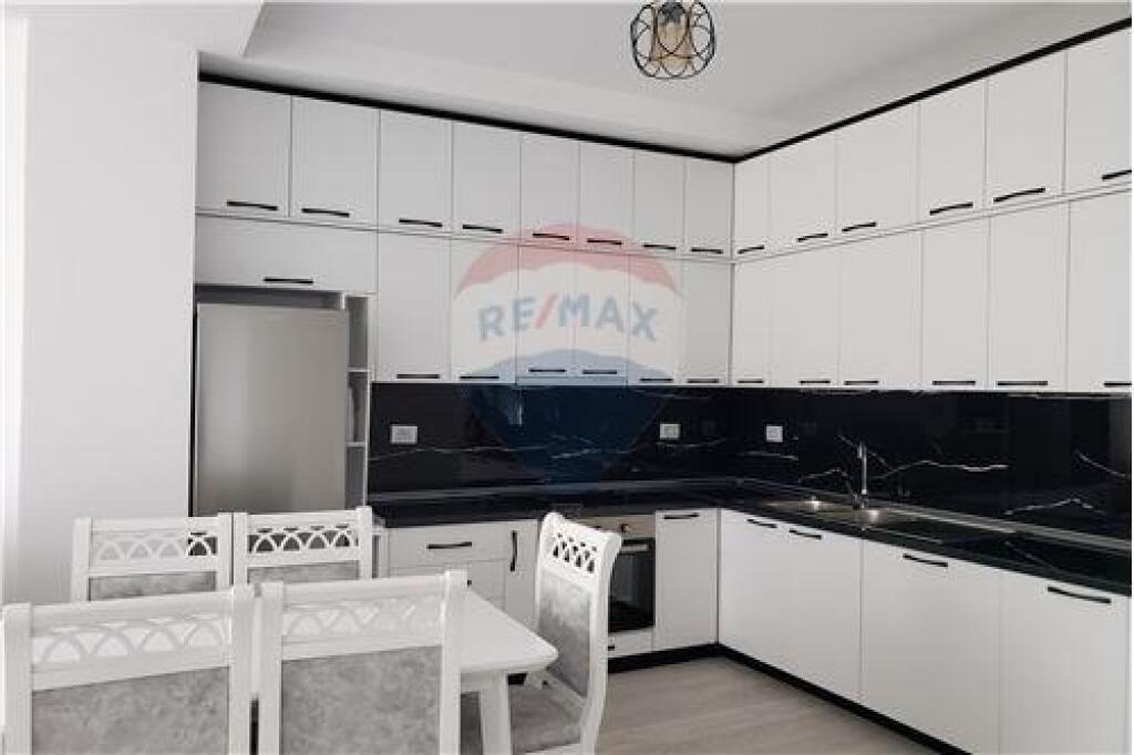 Apartament - Për Qira 2+1 - Kompleksi KONTAKT SIRI