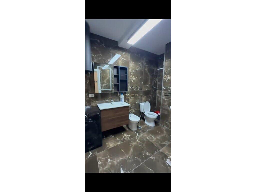 QIRA, APARTAMENT 1+1+POST PARKIMI TEK RRUGA E DURRESIT
