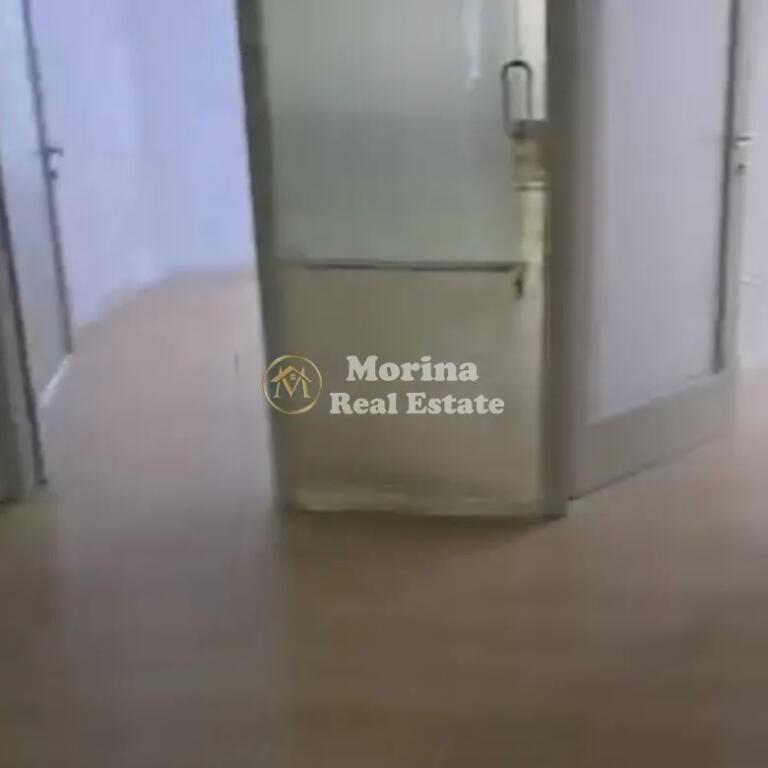 Rent, Business Premises, in Shopping Center “Torre Drini”, 1300 Euro/Month