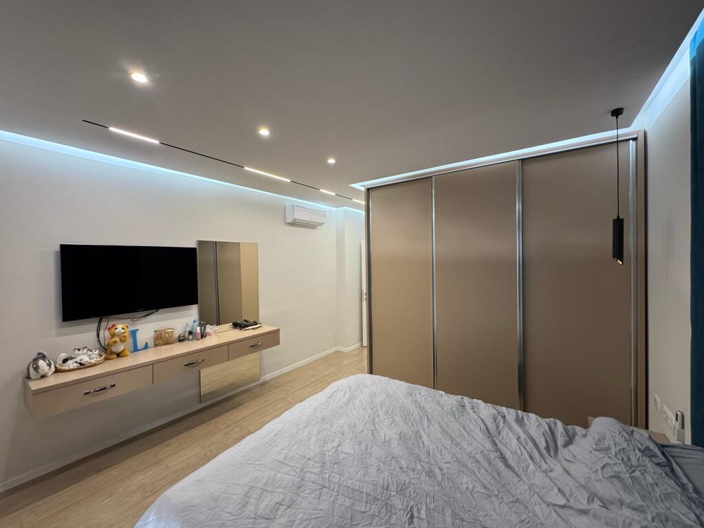 Shitet apartament 2+1+2 me post parkimi (me çmim ekstra) – Fillimi i Kodres se Diellit 1