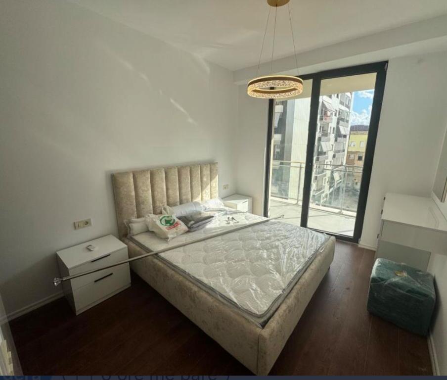 Appartamento 1+1 in affitto  📍 Via Mine Peza, Tirana