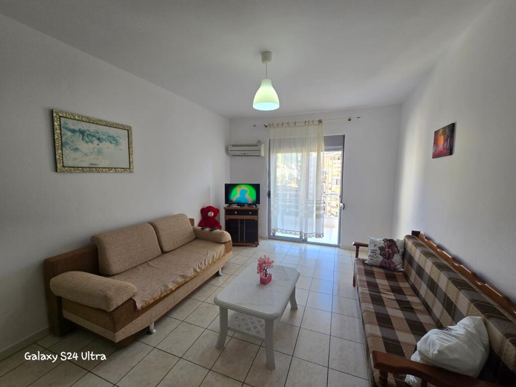 Jepet Apartament Me Qera , Ne Vlore