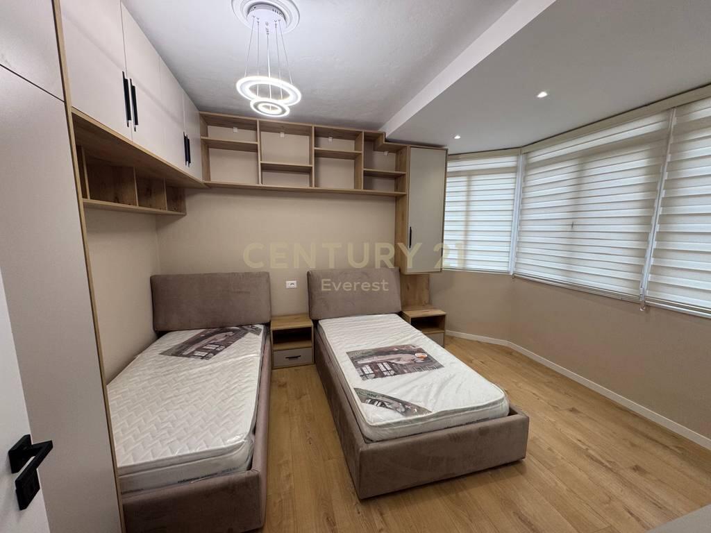 YZBERISHT, JAPIM ME QIRA APARTAMENT 2+1!!