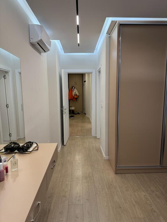 Shitet apartament 2+1+2 me post parkimi (me çmim ekstra) – Fillimi i Kodres se Diellit 1