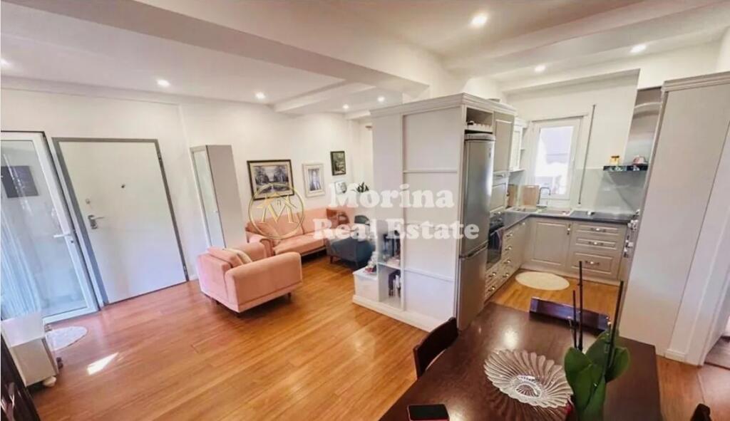 Rent, 2+1 Apartment, at Dry Lake, Hamdi Garunja Street, 900 euro/month