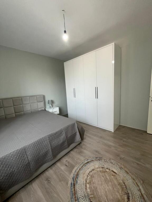 Qera, Apartament 2+1+2, Ish-Fusha e Aviacionit, Tirane