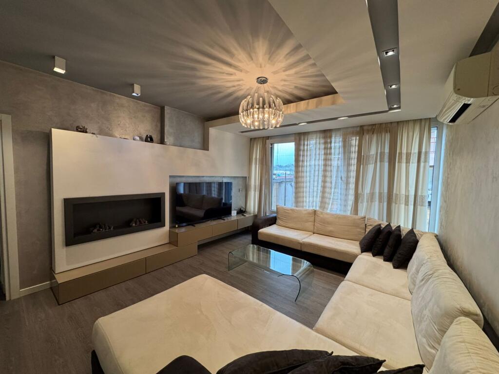 FOR SALE APARTMENT 2+1+2, IN BLLOK !!
