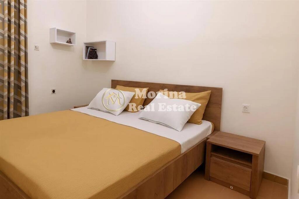 Qera, Apartament 2+1, Shallvaret, 600 euro/muaj